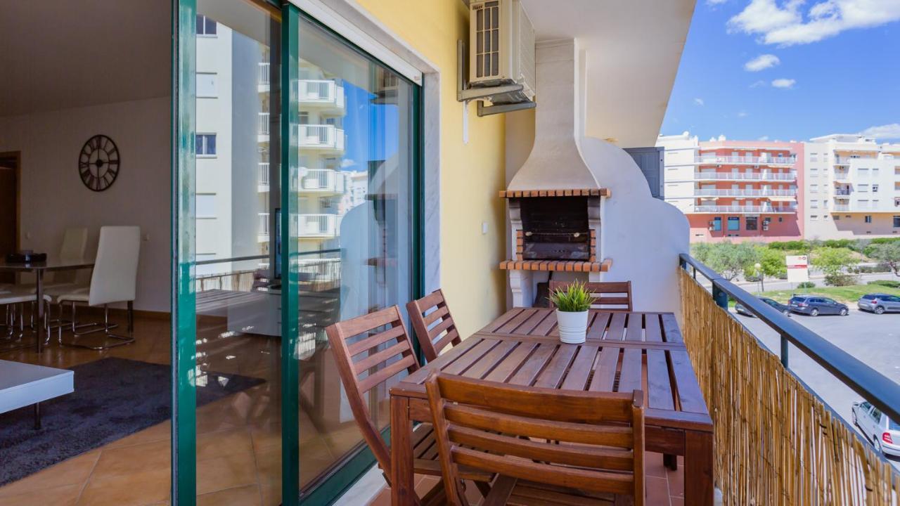 Magnificent 2Bdr Apartment W/ Ac & Pool - 2Min From Beach - By Lovelystay Armação de Pêra Εξωτερικό φωτογραφία